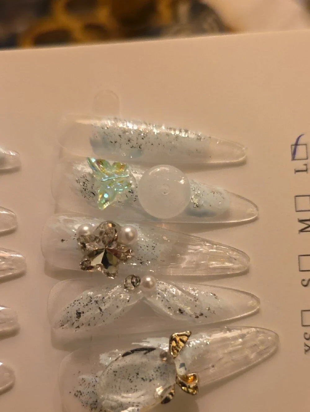 Light Blue Iridescent Crystal Accent Press-On Nail Set Size Large